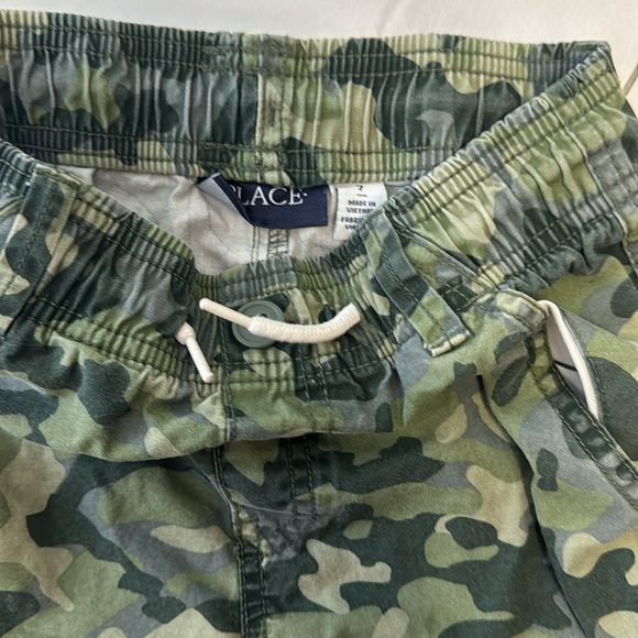 Boy’s shorts set, Size 6-7 - Picture 6 of 7